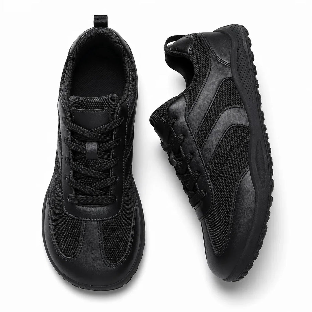 Flexible sole minimalist shoes, wide toe box, non-slip grip, excellent for foot health.