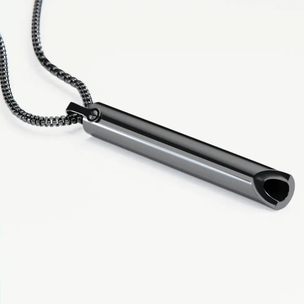 Stylish breathing pendant, a discreet aid for quitting smoking & managing nicotine cravings. Unisex design.