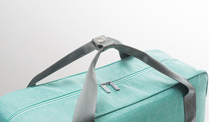 Compact water-resistant universal suitcase bag, perfect for efficient and organized travel.