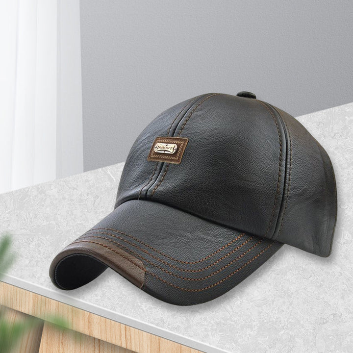 Unisex fashion baseball cap in PU leather, designed for comfort and winter style