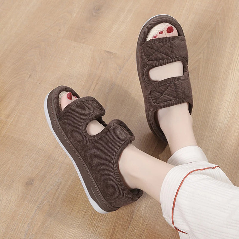 Extra wide unisex diabetic sandals with adjustable hook-and-loop straps for swollen & sensitive feet.