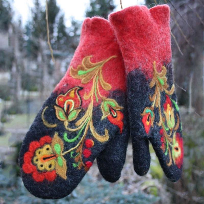 Unisex embroidered wool winter mittens with floral design, warm and cozy Christmas gift