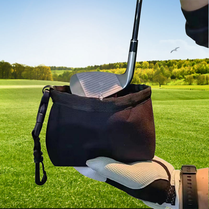Versatile golf cleaning pouch, suitable for both club heads and golf balls; easy to carry.