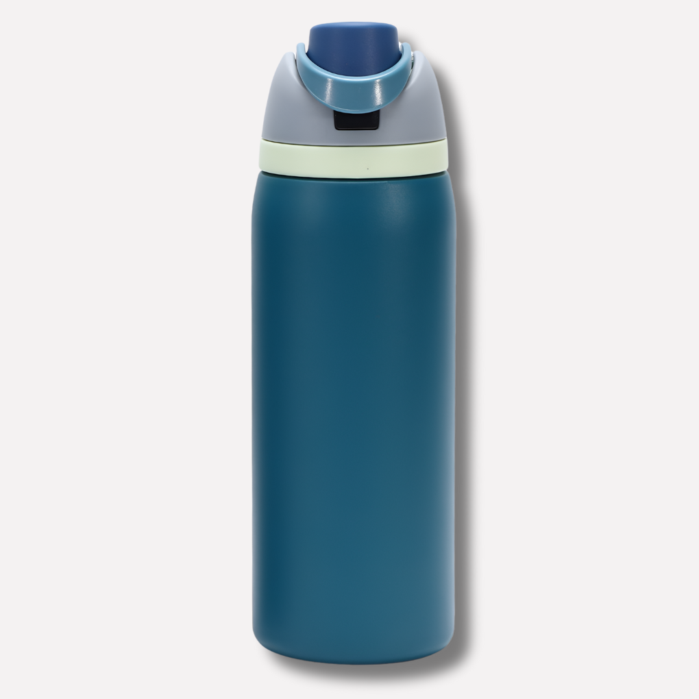 Stay hydrated with this leakproof insulated stainless steel water bottle, matte finish, great for travel.