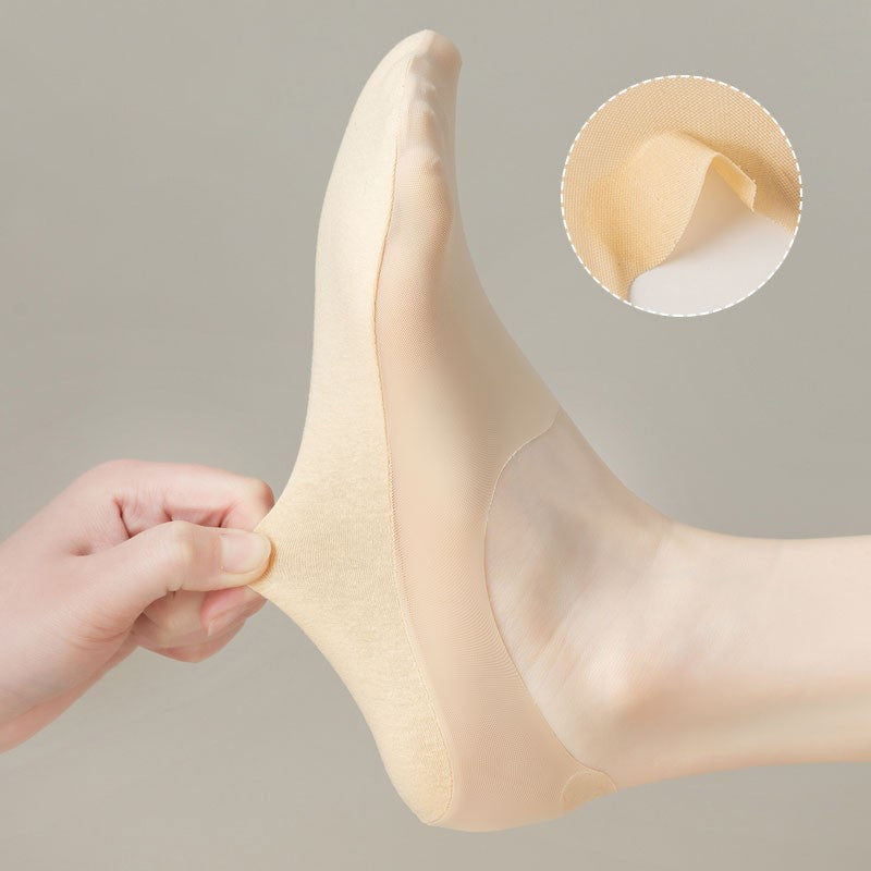 Footwear accessories: 3 pairs of breathable ice silk socks with invisible design and silicone grip
