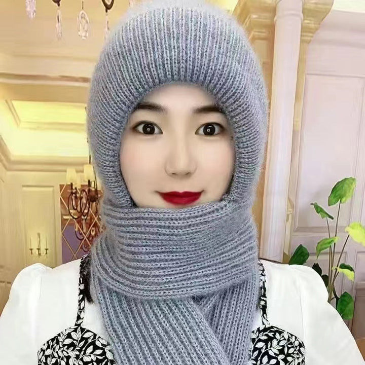 Back view of the unisex cap scarf, emphasizing complete coverage and ear protection for winter cold