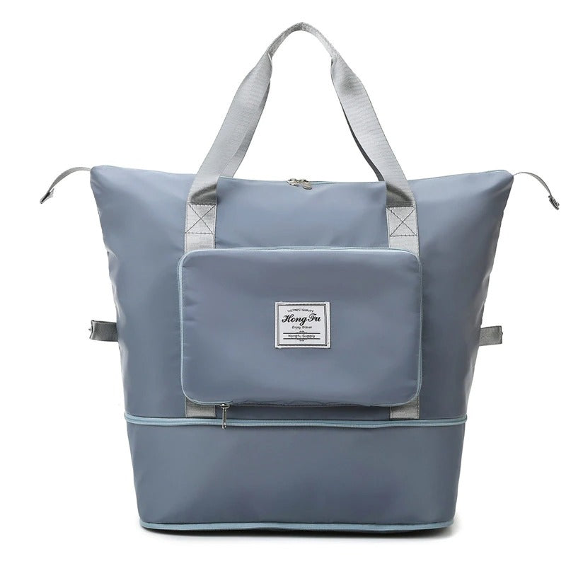 Spacious expandable travel duffel. Lightweight, waterproof weekender bag for efficient luggage organization.