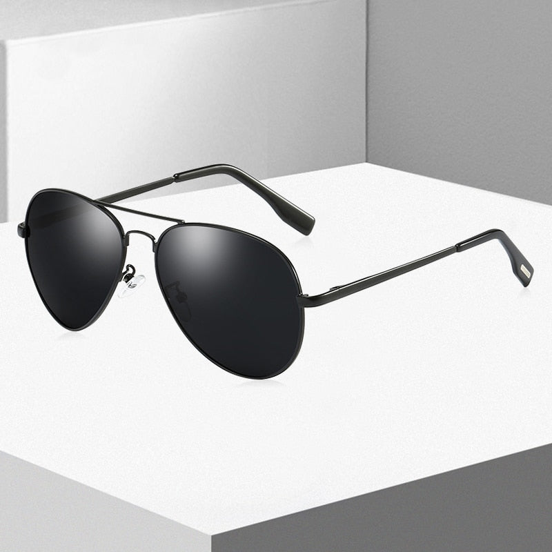 Unisex luxury polarized aviator sunglasses with mirror lenses, UV400 protection, and anti-reflective coating.