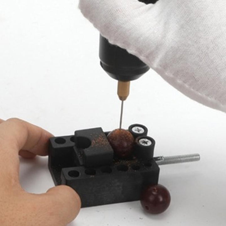 Close-up of the ergonomic grip on the Unisex Mini Electric Rotary Tool, highlighting comfort and control.