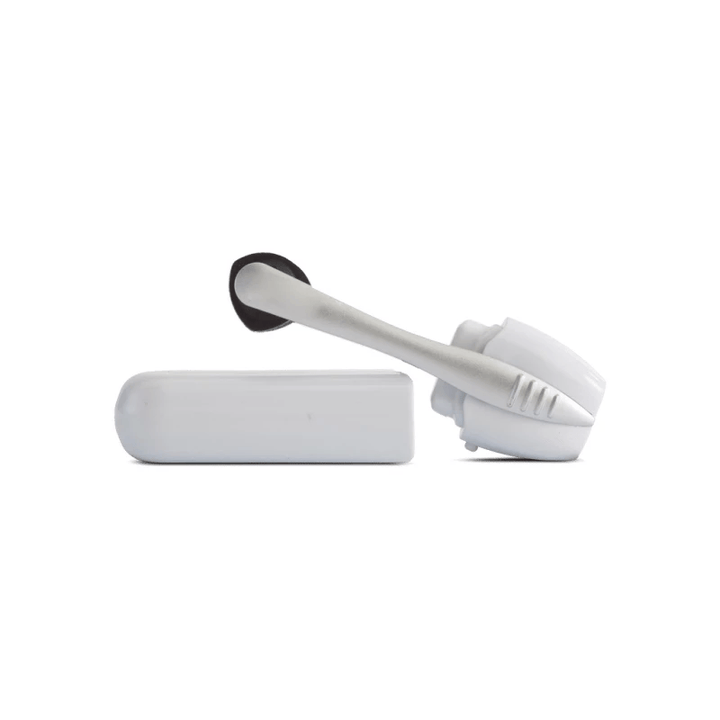 Mini eyeglass cleaning tool, perfect gift for glasses wearers, ensuring clear vision