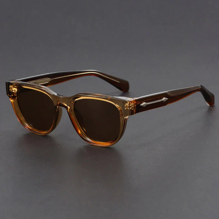 Unisex modern square sunglasses, emphasizing the frame's clean lines and design