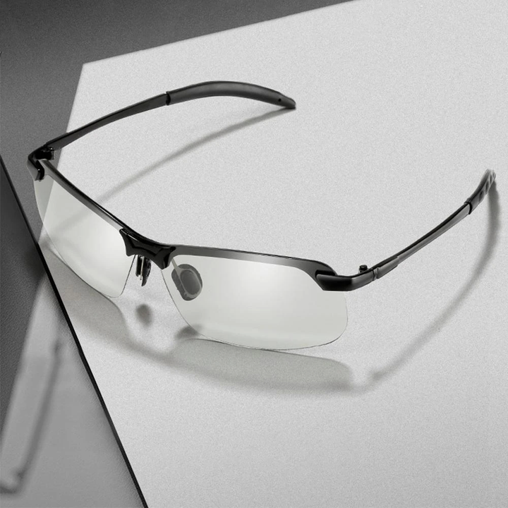Unisex photochromic polarized anti-glare sunglasses, perfect for outdoor sports & UV protection.