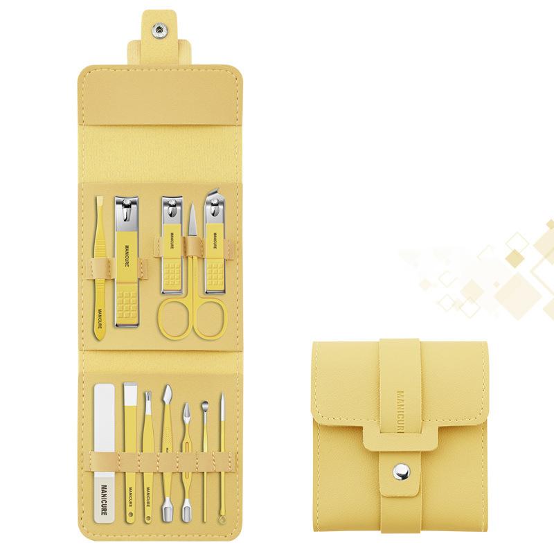 Portable grooming kit ideal for on-the-go personal care, featuring a unisex manicure pedicure set