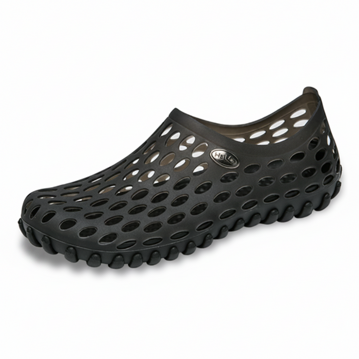 Lightweight unisex quick-dry aqua shoes for ultimate comfort. Non-slip water sandals, perfect for beach & travel.