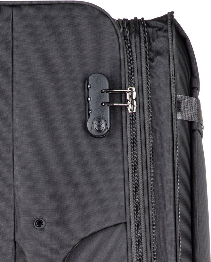 Modern unisex softshell travel bag, suitable for all genders & short trips.