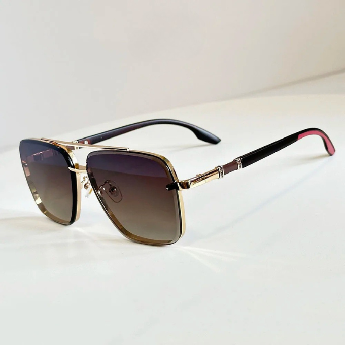 Modern square aviator sunglasses with gradient UV protection lenses and a comfortable unisex metal frame.