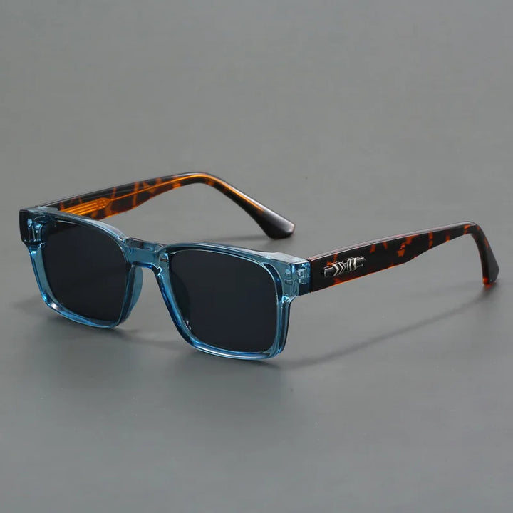 Unisex square frame sunglasses with UV400 protection, ideal for summer fashion and eye safety.