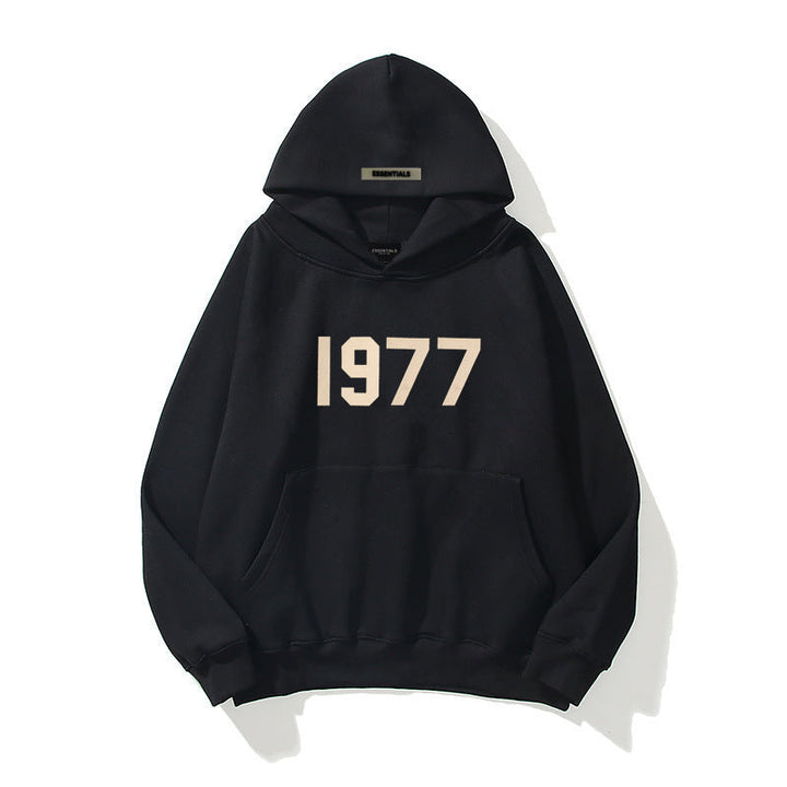 Trendy Chase hoodie, unisex, with classic 1977 print & relaxed fit.