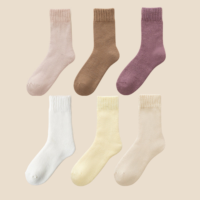 Unisex Thermal Winter Socks, orange, designed to keep feet toasty in freezing temperatures