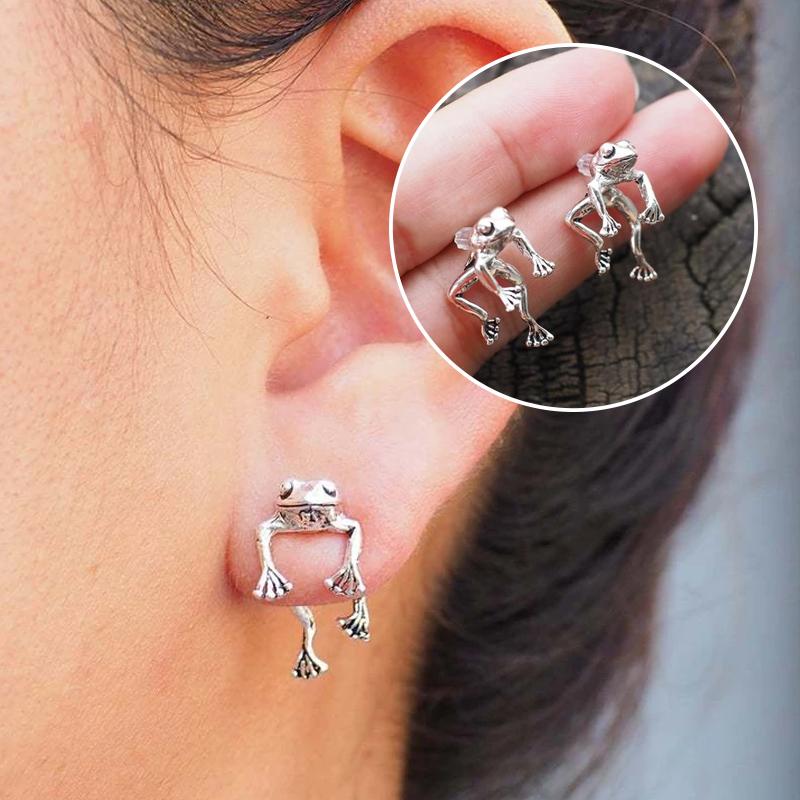Novelty silver frog earrings, a charming ear jacket design, great gift for nature jewelry fans
