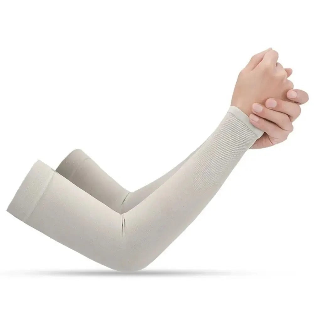 Driving arm sleeves for UV protection. Comfortable, cooling, and essential sports accessories.