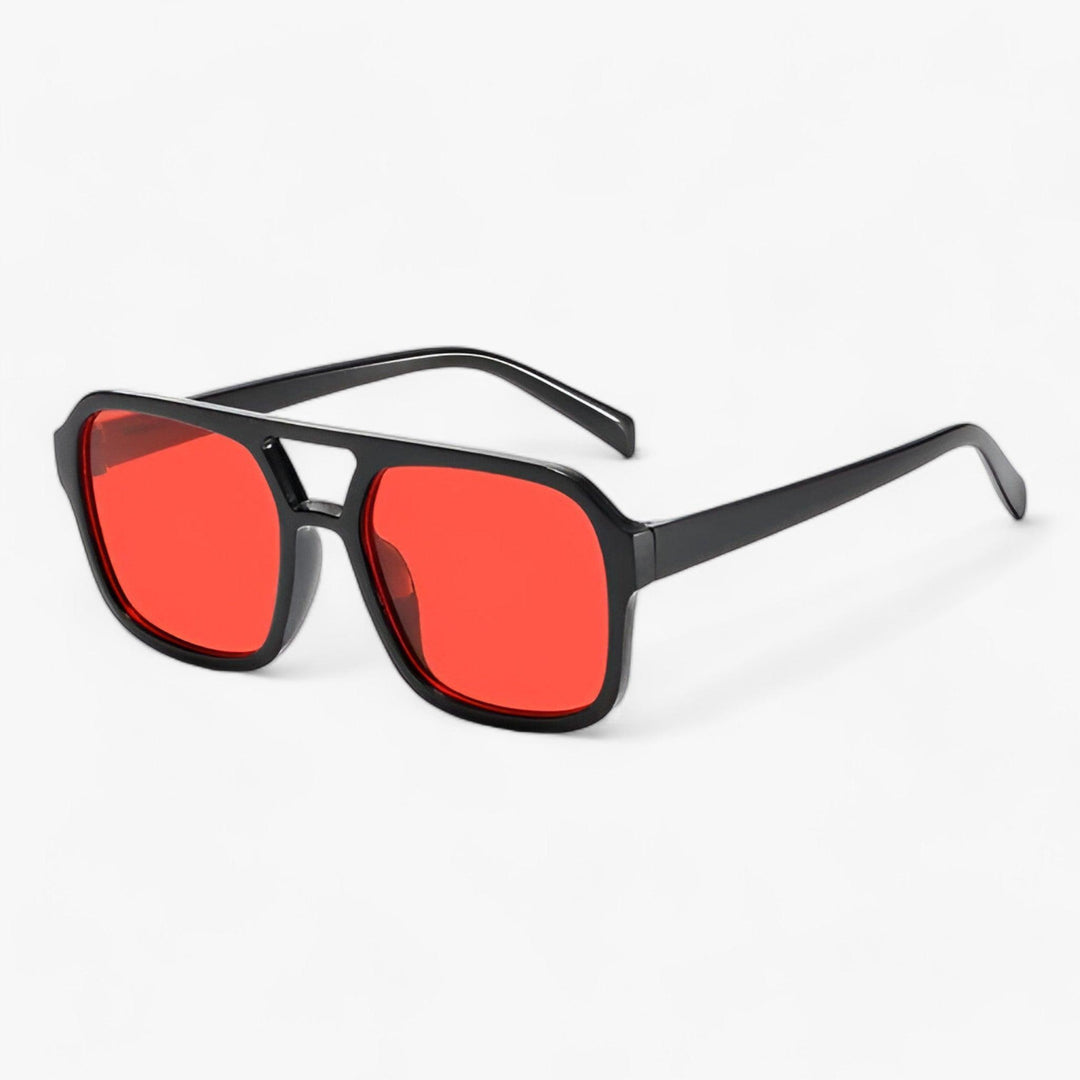 Fashionable unisex oversized square frame sunglasses. Retro design for a trendy look & essential UV protection.