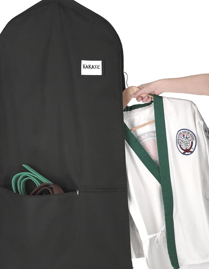 Travel smart with this versatile zippered garment bag. Unisex design, water-repellent, accessory pocket.