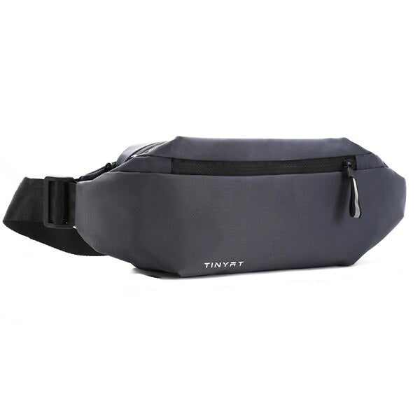 Versatile unisex water-resistant fanny pack in black. Adjustable waist bag, perfect for activewear & travel essentials.