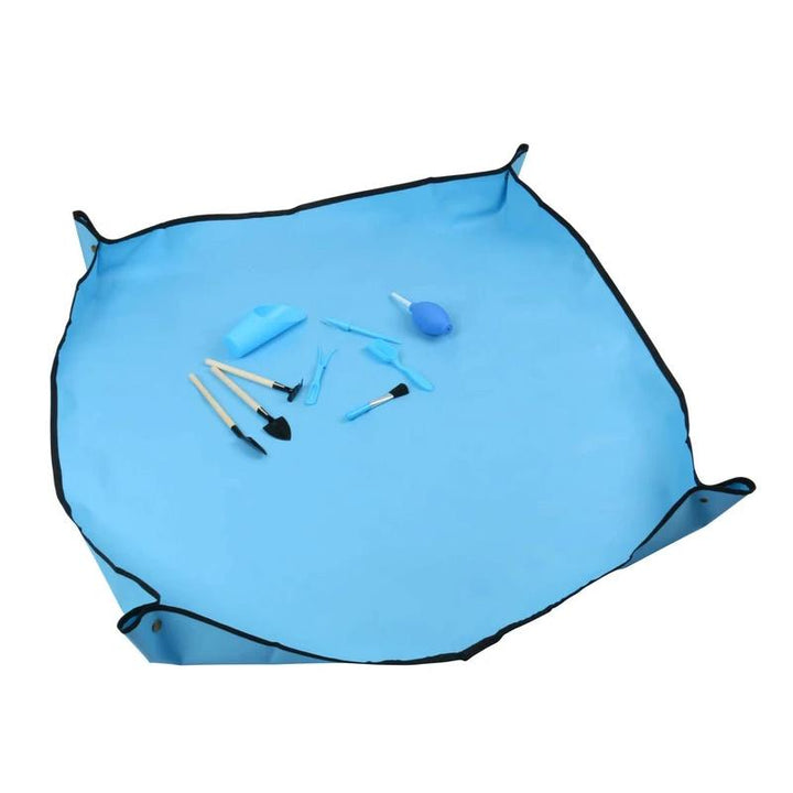 Unisex garden accessory: waterproof transplanting mat for clean indoor/outdoor potting