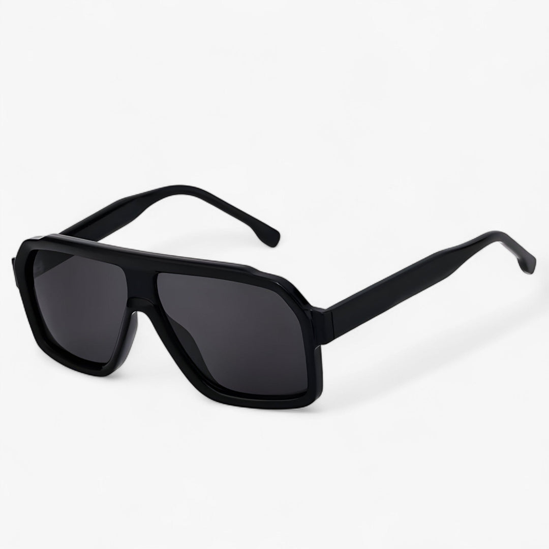 Unisex windproof oversized punk sunglasses with UV400 lenses, perfect for fashion & festivals.