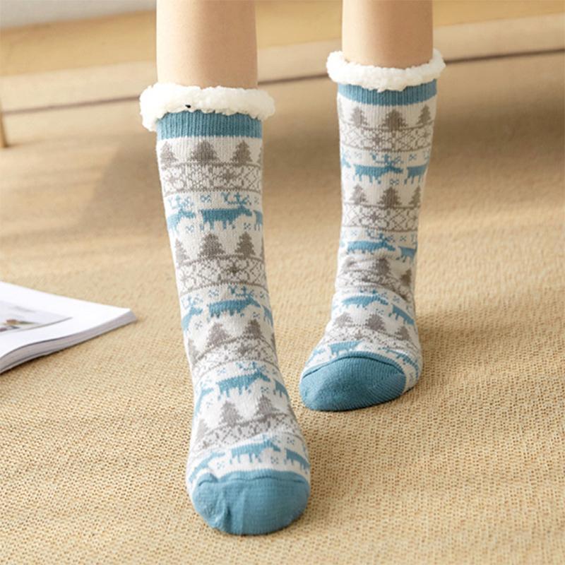 Fleece-lined anti-slip slipper socks, unisex design, brown, providing warmth & comfort at home.