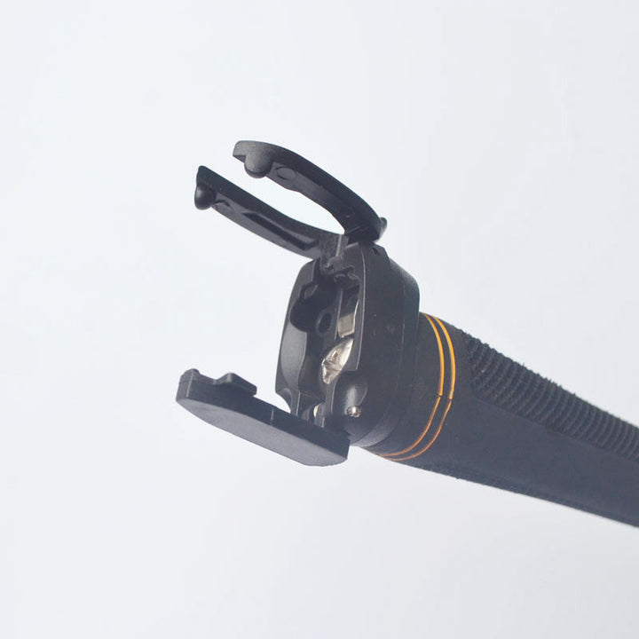 Practical golf tool: putter ball picker, ideal for seniors and those with back pain.