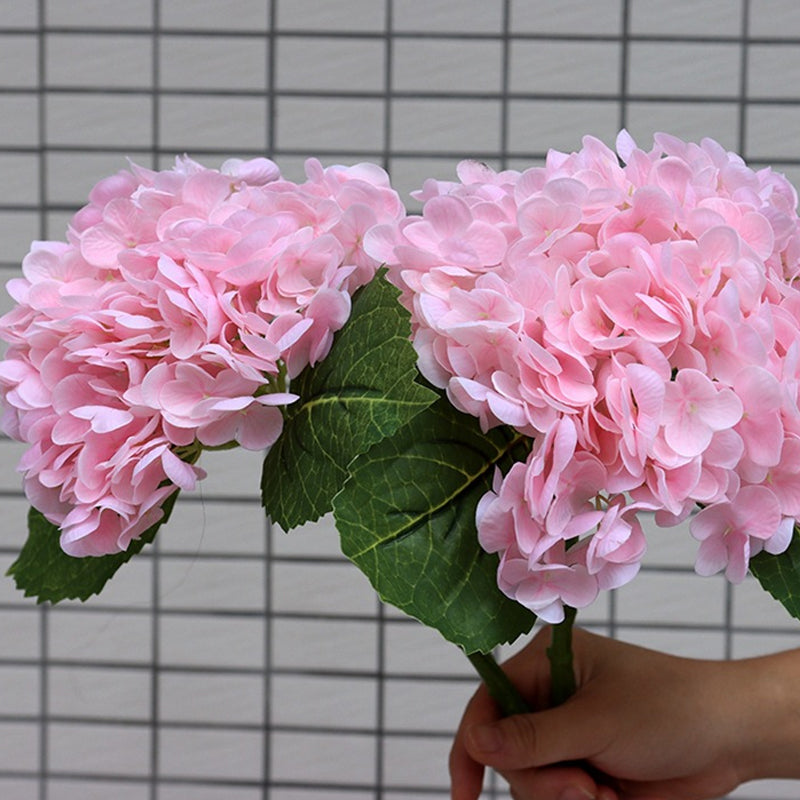 Full and lush artificial hydrangea bouquet, a vibrant and lasting floral arrangement for all occasions.