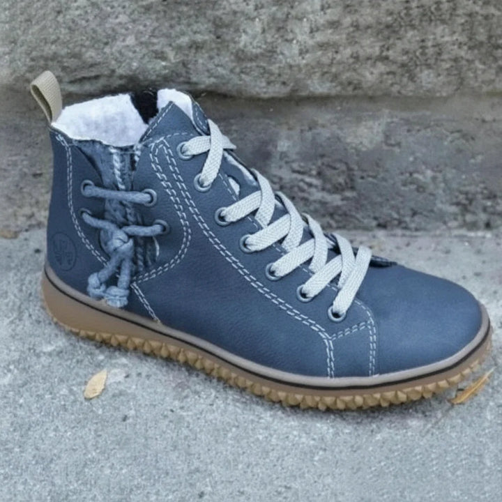 Stylish vintage design winter boots, warm, insulated, & non-slip for women's & men's outdoor adventures.