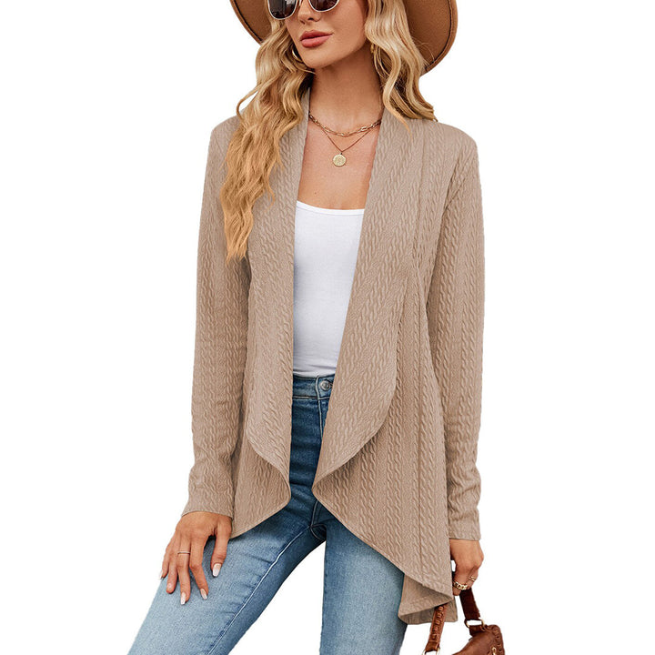 Cozy knit women's cardigan, ideal for casual wear and chilly winter days