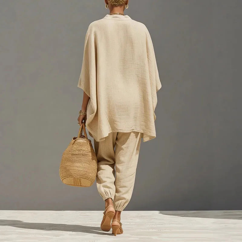 Comfortable women's matching set with batwing sleeves and tapered pants, ideal for lounging.