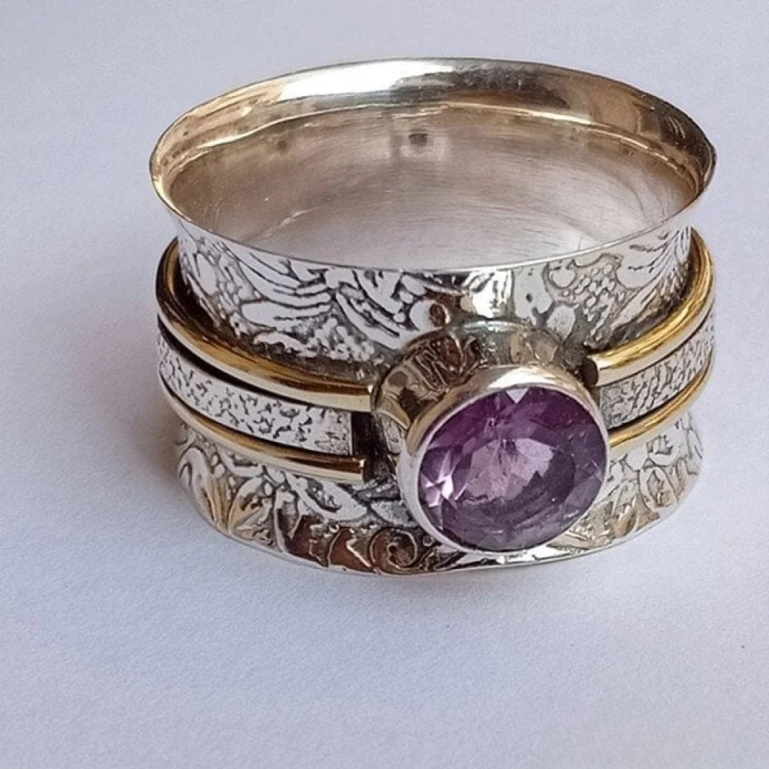 Women's Bohemian crystal meditation ring band in silver, an elegant and versatile mindfulness jewelry piece.