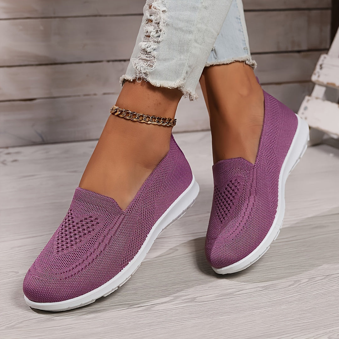Lightweight women's breathable slip-on flatform loafers, ensuring all-day comfort & style.