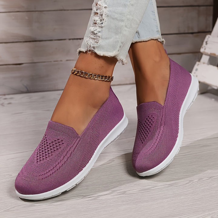 Lightweight women's breathable slip-on flatform loafers, ensuring all-day comfort & style.