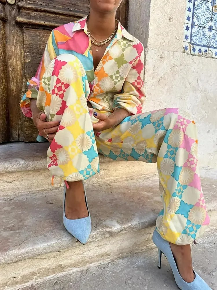 Women's casual colorful two-piece spring outfit, relaxed fit for comfortable wear