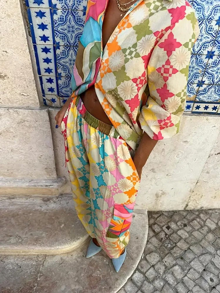 Stylish women's casual colorful two-piece spring outfit, ideal for daytime comfort