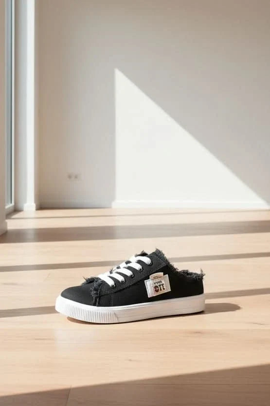 Versatile women's high-top lace-up sneakers. Great for casual everyday style, comfort, and street fashion.