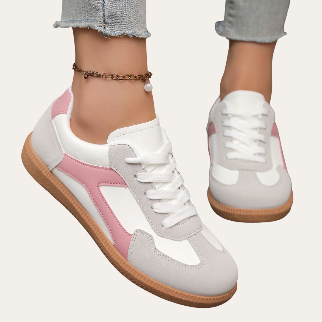 Everyday women's casual low top sneakers, made from canvas with laces for versatile styling