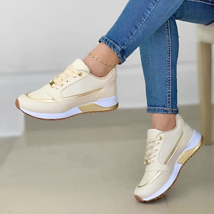 Comfortable women's walking shoes, ideal for casual wear, with a non-slip design for everyday footing.