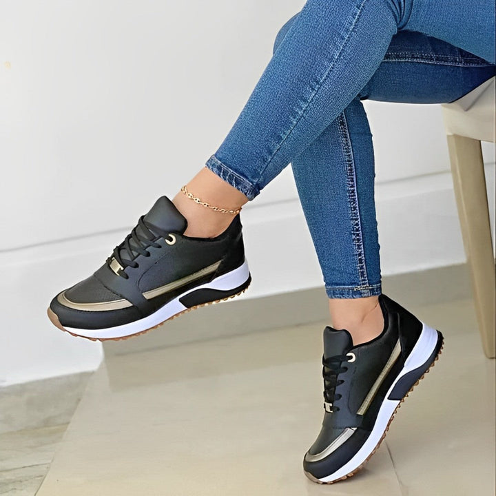 Stylish women's footwear: casual, non-slip walking shoes offering ultimate comfort and support.