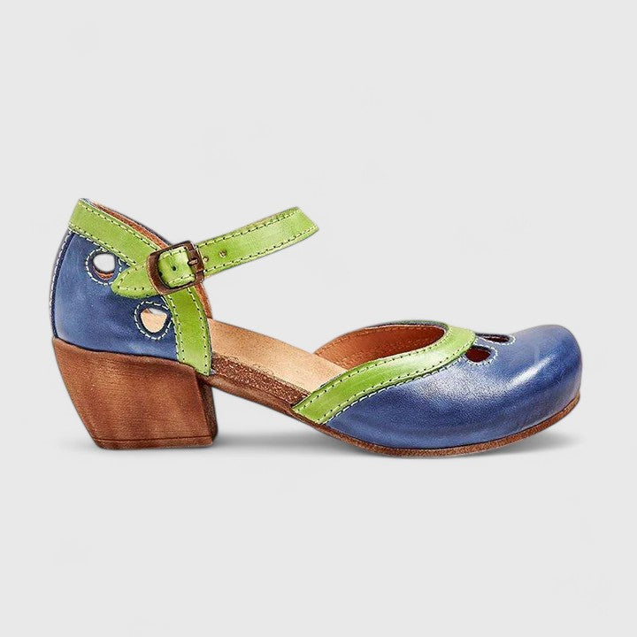 Summer casual women's open-toe sandals. Breathable walking footwear perfect for outdoor comfort and style.
