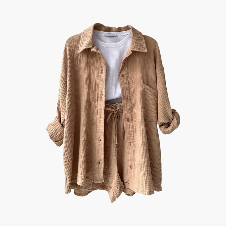 Relaxed fit women's two-piece loungewear set, comfortable & lightweight.