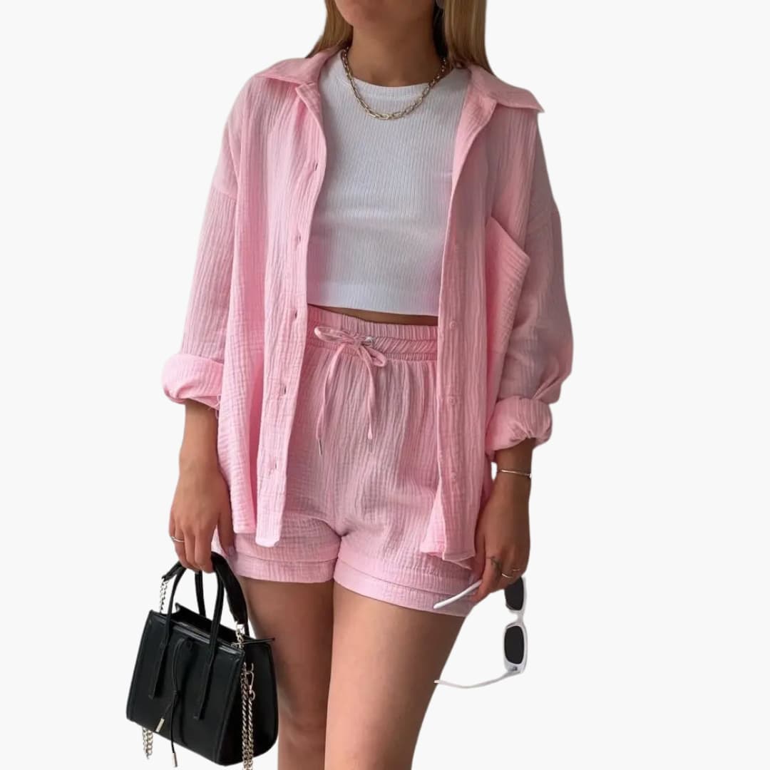 Women's lightweight two-piece casual set, relaxed fit for summer comfort.