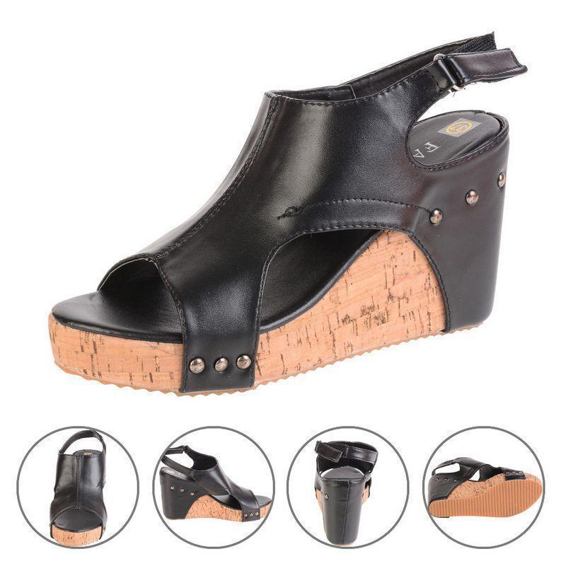 Casual women's shoes: trendy wedge sandals, perfect for warm weather fashion
