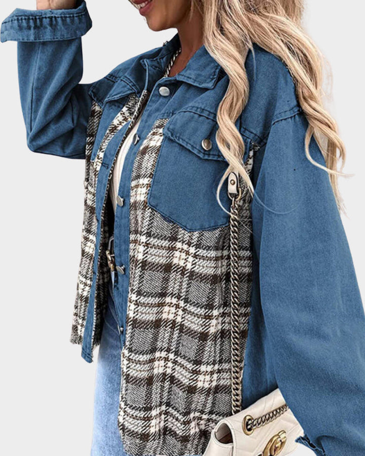 Stylish Amélie women's denim jacket, ideal for layering. Versatile fashion outerwear.